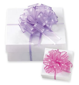 Use ribbons to wrap gift packaging